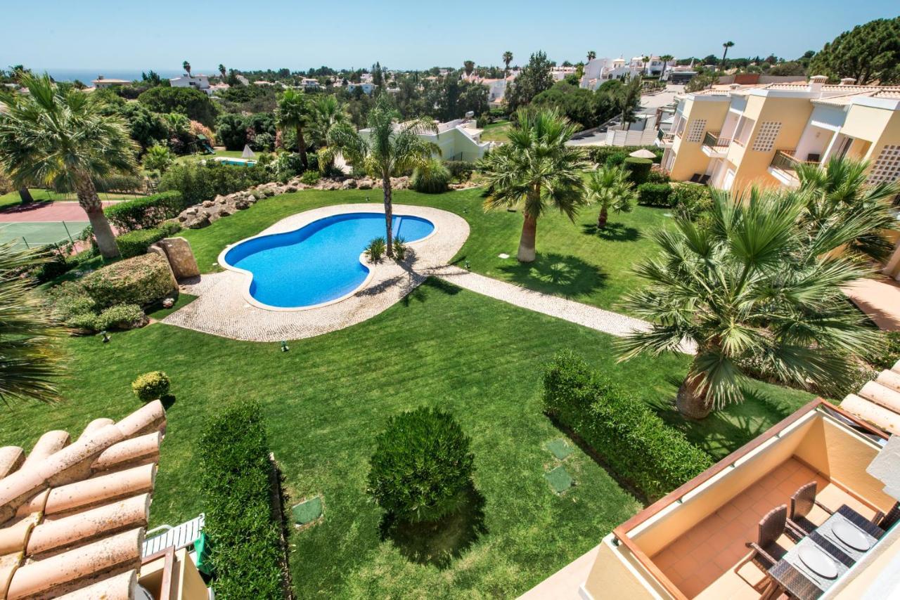 Beautiful Two Bedroom Apartment With Roof Terrace Carvoeiro  Bagian luar foto